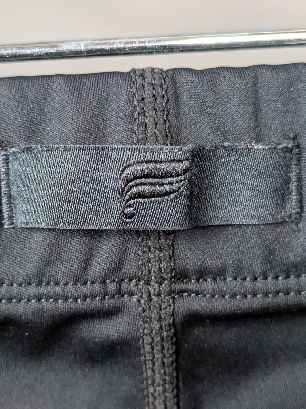 Fabletics Baseline Performance Shorts - Picture 8 of 8